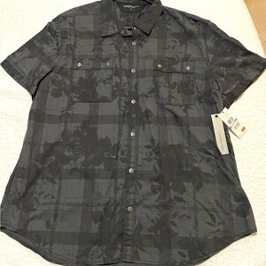 Calvin Klein New tags on snap buttons xl